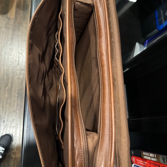 RARE Coach British Tan Portfolio Thompson Briefcase J0669-F06455 - Picture 6 of 16